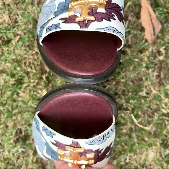 Tory Burch Sandals - Picture 6 of 9